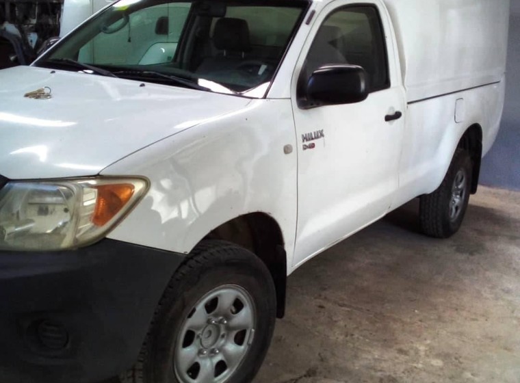 Pick-up Toyota Hilux, año 2012