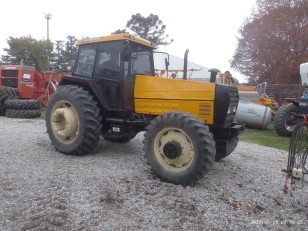 Tractor Valtra 1380