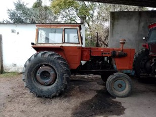 Tractor Fiat 700 E