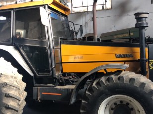 Tractor Valtra BH 140
